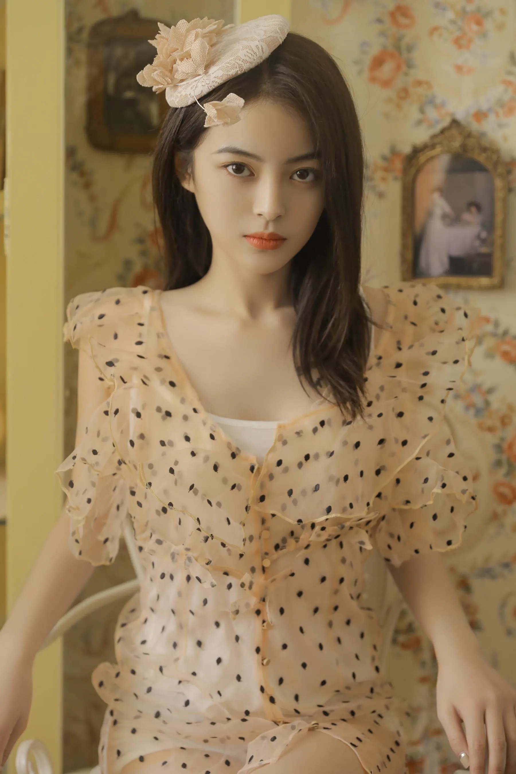 [YITUYU艺图语]2022.07.26 转瞬 胡允恩- [22P]插图